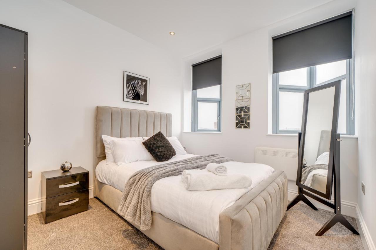 Town House Apartments เวคฟิลด์ ภายนอก รูปภาพ