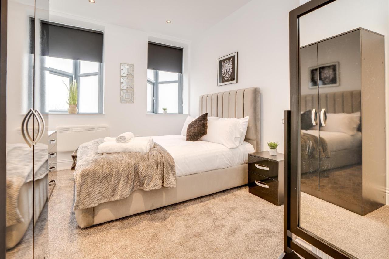 Town House Apartments เวคฟิลด์ ภายนอก รูปภาพ